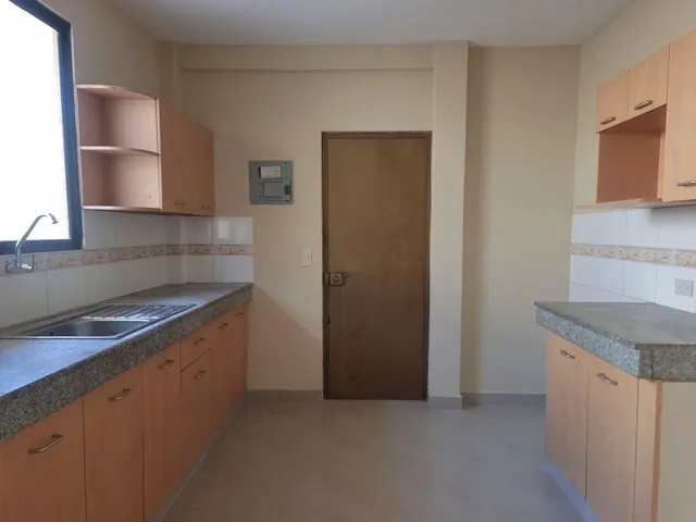 Casa de Venta en La Urbanización Milann, Vía a Salitre, 3 Dorm.. Guayas — imagen 2