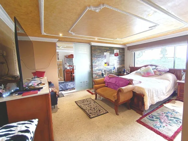 Venta Casa de 1008 m² con 4 Habitaciones, en El Pinar Alto — imagen 2