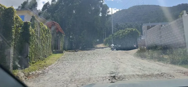 Iñaquito Alto, Vendo Terreno de 35900 m², Ideal Proyecto Inmobiliario. Provincia de Pichincha — imagen 2