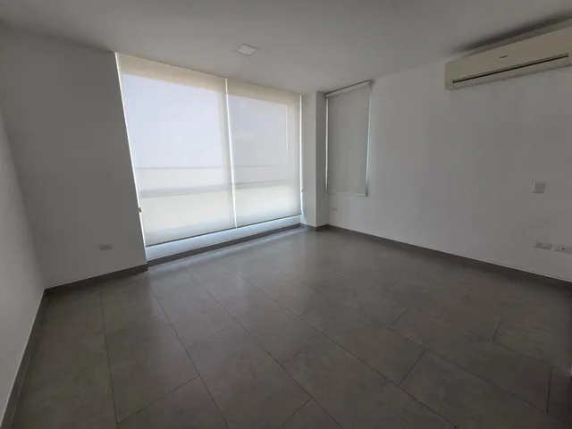 Departamento de 189 m² con 3 Habitaciones y 3 Parqueos en Venta en Mocoli Samborondón, Guayas — imagen 2