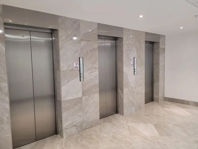 Se Vende Oficina Edificio Platinium I, Ciudad Milenium (Monij), Guayas — imagen 4
