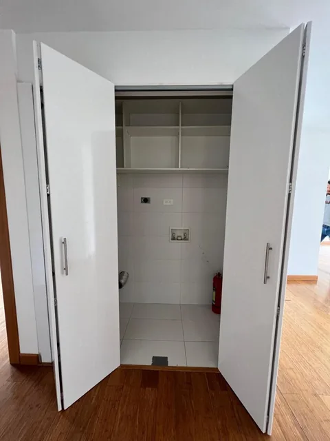 Oportunidad Cumbaya Venta Departamento con Vista en Edificio de Lujo (Pr) — imagen 5