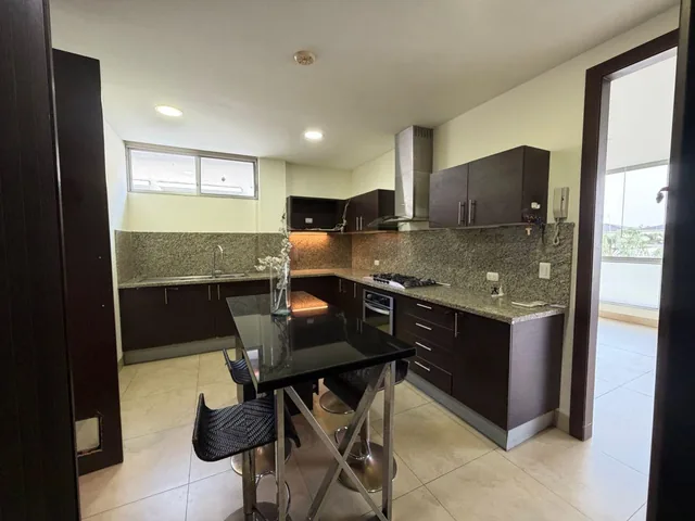 Departamento en Venta Km. 5 Via a Samborondón, Guayas — imagen 4