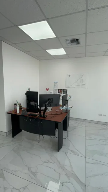 Oficina en Venta y Renta en Edificio 100 Olivos Parc - Ceibos, Guayas — imagen 4