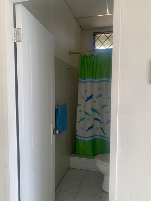 Excelente Retorno de Inversion, Rentera en Venta, Sauces 4, 2 Departamentos Mas Suite Independiente, Guayas — imagen 4