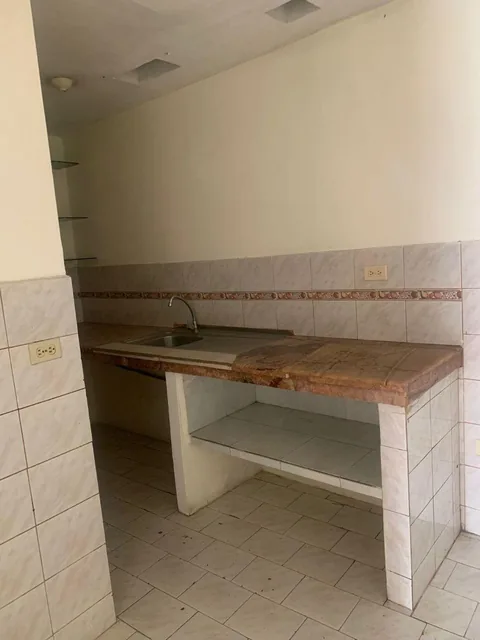 Excelente Retorno de Inversion, Rentera en Venta, Sauces 4, 2 Departamentos Mas Suite Independiente, Guayas — imagen 2