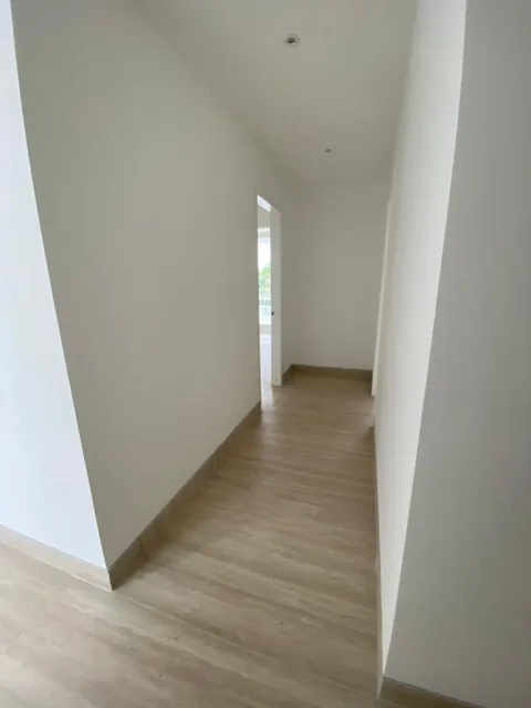 Exclusivo Townhouse en Renta o Venta en Urbanización Aires de Batan, Guayas — imagen 5