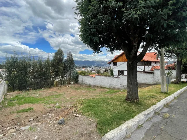Vendo de Oportunidad Terreno - Club Los Chillos — imagen 4
