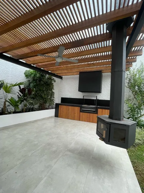 Casa en Cumbayá — imagen 2