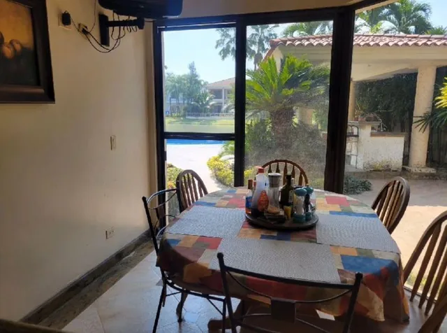 Venta. Vía Samborondon. Preciosa Casa Al Lago. 4 Hab. $560.000 Neg. Guayas — imagen 4