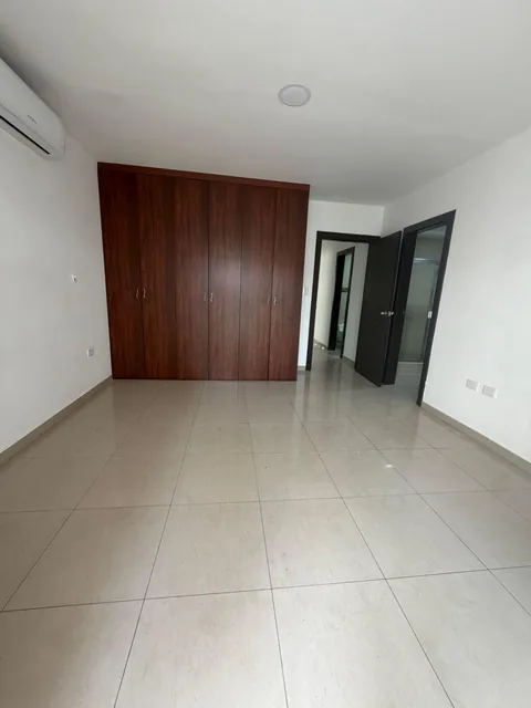 Urb Puerto Azul Departamento Planta Baja en Venta 2 Dorm. y Patio, Guayas — imagen 4