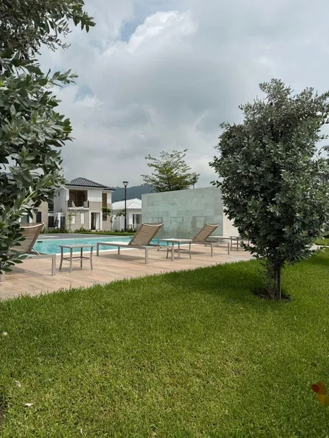 7160. Urb. Alba del Bosque - Via a La Costa Km 18, Vendo Casa de Estreno 3 Dorm., $224.000. Guayas — imagen 4