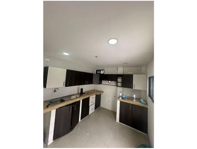 C.01 Casa en Venta en Cdla Samanes 3 en Conjunto Cerrado Al Norte, Guayas — imagen 5