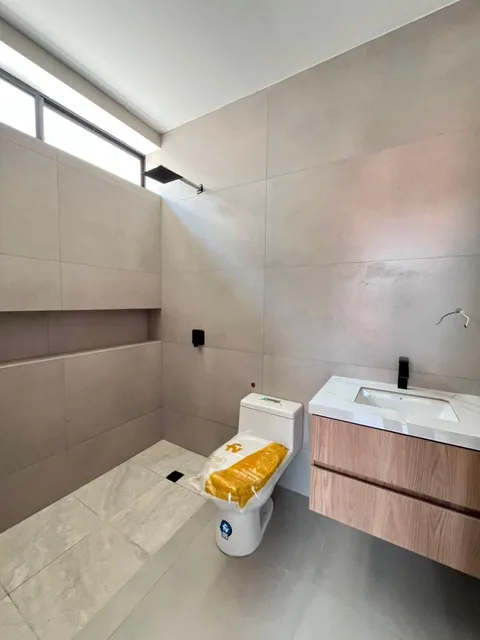 En Venta Casa de Estreno en Ciudad Celeste de 4 Dorm., Guayas — imagen 2