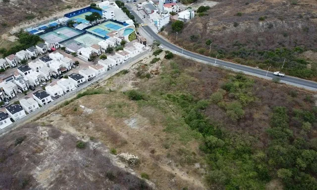Terreno Comercial de Venta en Barbasquillo Manta, Manabí — imagen 4
