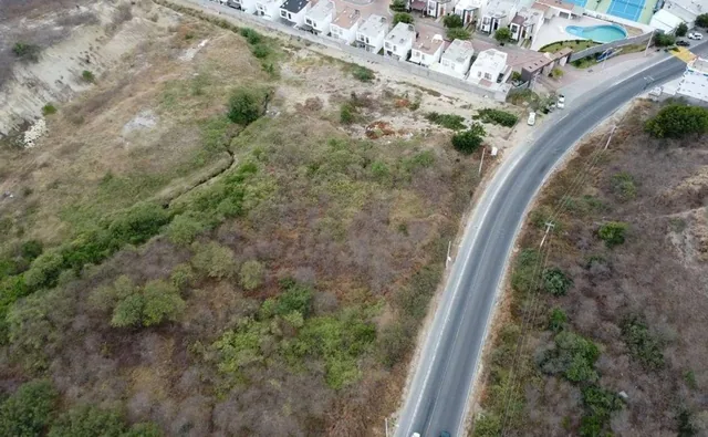 Terreno Comercial de Venta en Barbasquillo Manta, Manabí — imagen 2