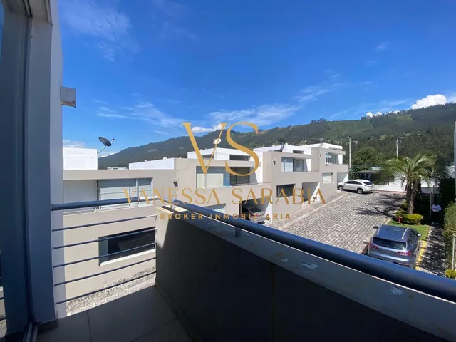 Casa con 3 Dorm. en Venta en Cumbayá — imagen 3