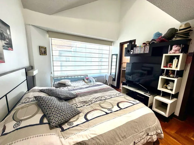 Santa Lucía Quito - Amplia Casa de Venta Dentro de Conjunto con Guardiania — imagen 3