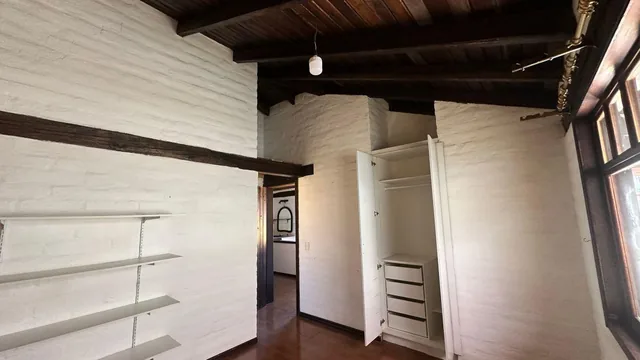 Casa en Venta Av del Retorno Ibarra Más Una Suite, Imbabura — imagen 2
