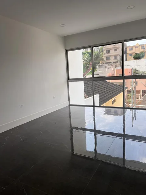 Villa de Estreno en Venta en Ceibos Norte, Guayas — imagen 2