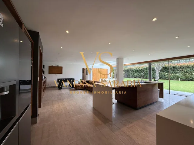 Venta Exclusiva Casa en La Urbanización en Puembo en Quito – Ecuador — imagen 2