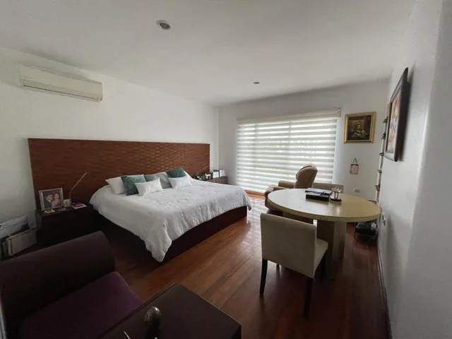 En Venta Urb La Laguna 560 m de Terreno Const 400 Mas Suite 40 m, Guayas — imagen 4