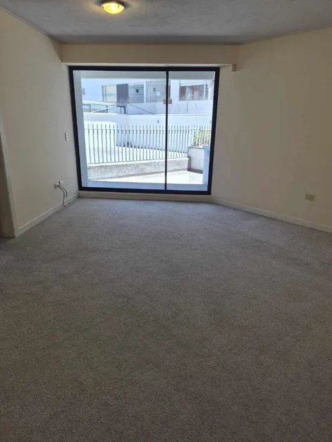 Departamento en Venta Cerca del C. Comercial, con Facilidades de Comunicacion, Sector El Bosque — imagen 4