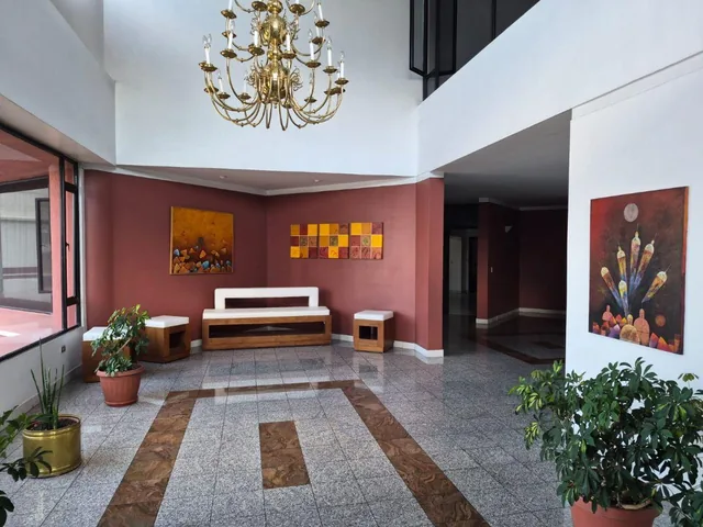 Departamento en Venta Cerca del C. Comercial, con Facilidades de Comunicacion, Sector El Bosque — imagen 2