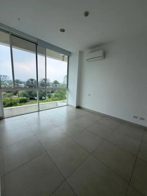 Departamento en Venta con Vista Al Lago penthouse - Isla Mocoli, Guayas — imagen 5