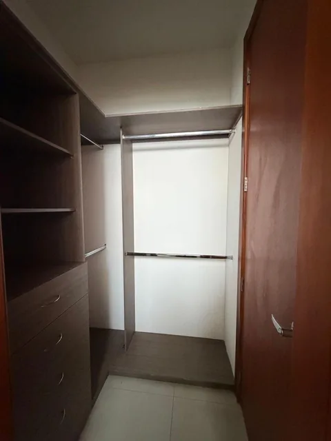 Departamento en Venta con Vista Al Lago penthouse - Isla Mocoli, Guayas — imagen 4
