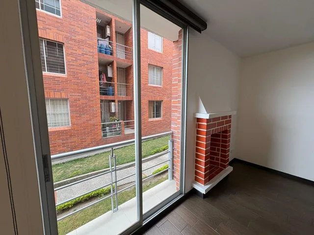 En Venta Departamento 3 Dormit. Bodega, 2 Parq. en Conjunto. Carcelen $74.000 — imagen 4