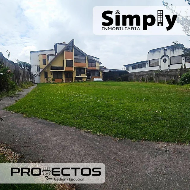 De Oportunidad Terreno 800 m², en Monteserrin, con Cerramiento — imagen 2