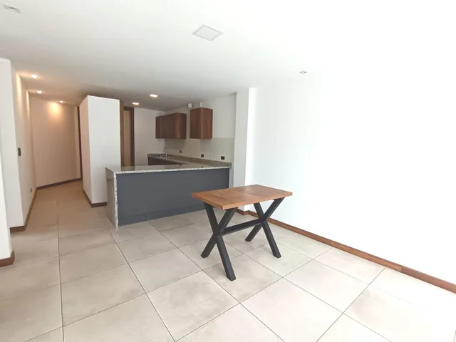 Venta Departamento con Terraza por Estrenar, con 2 Dorm. en San Juan de Cumbayá — imagen 2