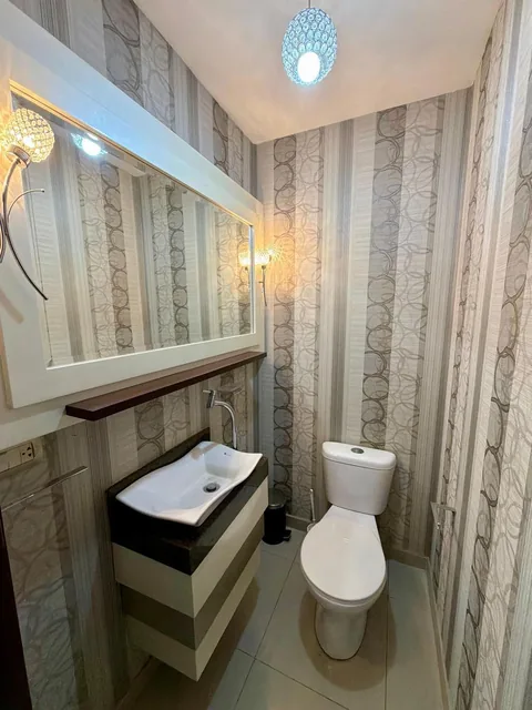 Departamento en Venta o Alquiler 3 Dorm. en Edificio Moderno, Urb. Puerto Azul Vía a La Costa, Guayas — imagen 3