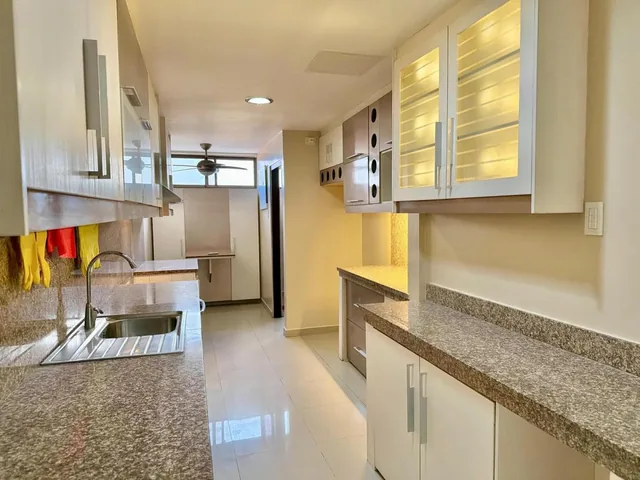 Departamento en Venta o Alquiler 3 Dorm. en Edificio Moderno, Urb. Puerto Azul Vía a La Costa, Guayas — imagen 2