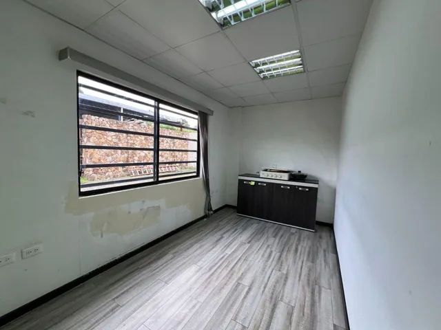 Propiedad Comercial en Zhullin, Autopista Cuenca Azogues — imagen 2