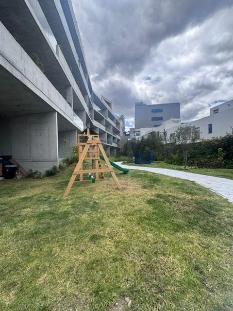 Vista, Moderno y Seguro a Pasos de Todo Servicio $215.000 — imagen 4