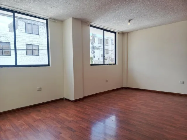 Casa en Venta Valle de Los Chillos Parque de La Armenia Conjunto Privado — imagen 3