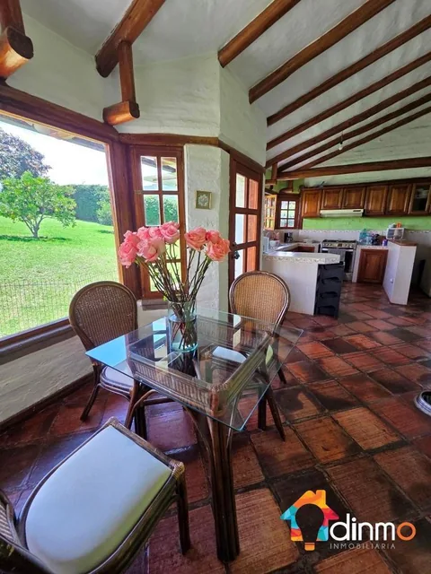 Casa en Venta Urbanziación La Viña Alta – Tumbaco | Amplio Terreno — imagen 4