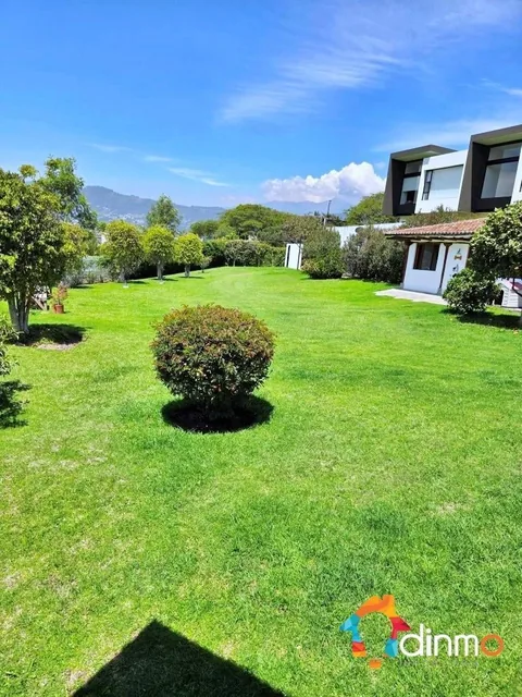 Casa en Venta Urbanziación La Viña Alta – Tumbaco | Amplio Terreno — imagen 2