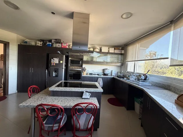 Departamento de Venta 276 m² Edificio con Ascensor, Urbanización El Condado — imagen 3