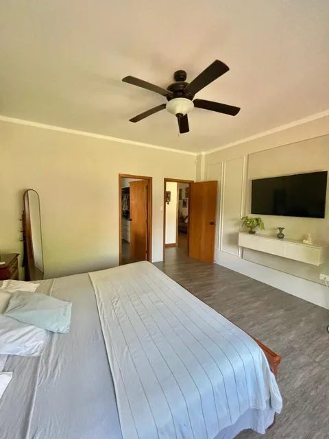 Hermosa y Amplia Casa de Una Planta con Suite Independiente, Guayas — imagen 4