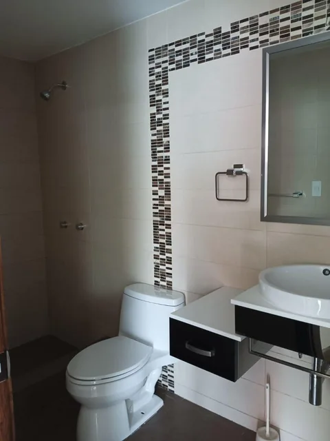En Venta Casa Pinar Alto, Zona de Alta Plusvalia — imagen 3