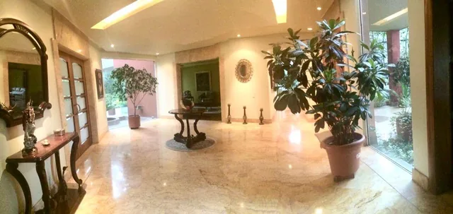 Cumbayá – Urbanización Auqui Chico | Vendo o Arriendo Amplia Casa de 700 m² en 1.500 m² de Terreno — imagen 2