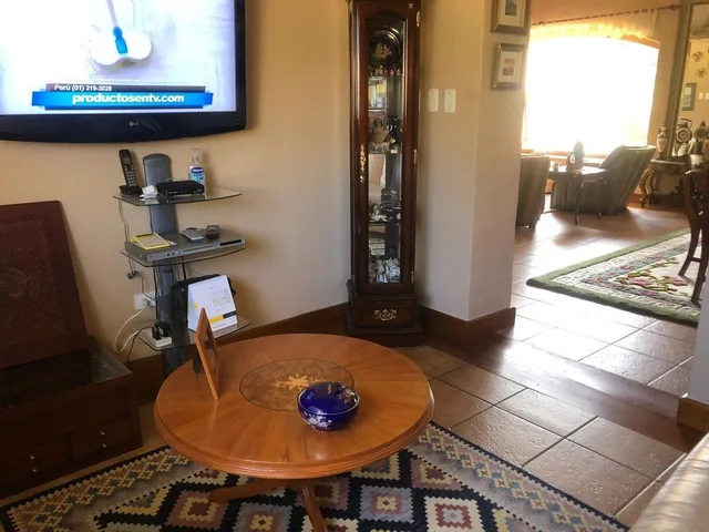Hermosa Casa de Venta en Tumbaco — imagen 4