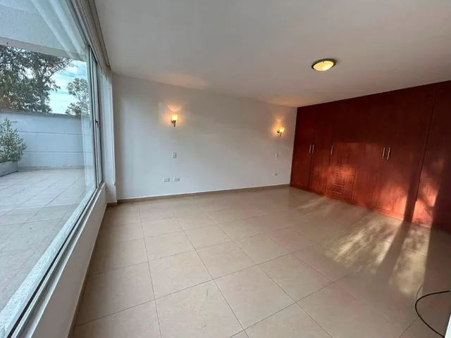 Departamento en Venta – Cumbayá Dos Dorm. con 138 m de Terraza — imagen 5