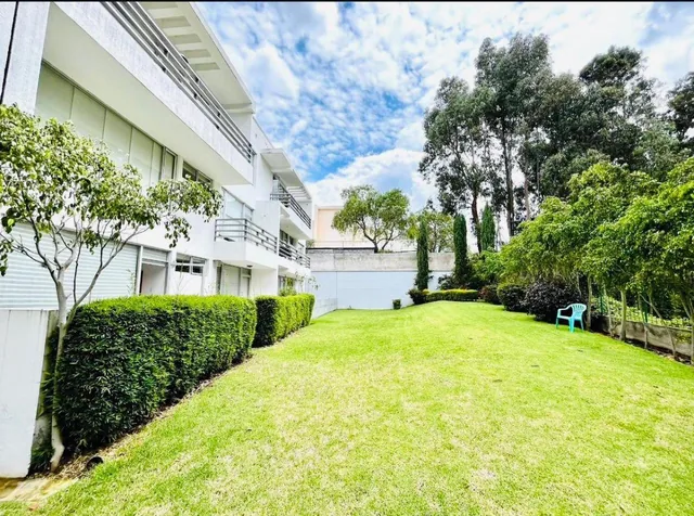 Departamento en Venta – Cumbayá Dos Dorm. con 138 m de Terraza — imagen 2