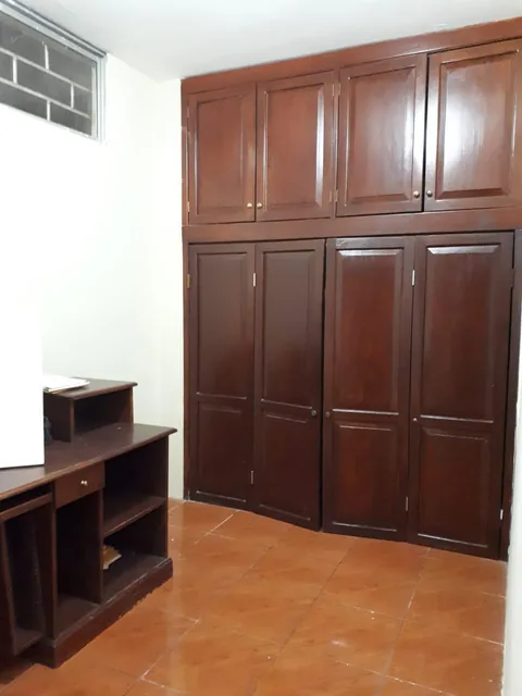 Casa en Venta en Guayacanes, 2 Plantas con Terraza y Suite, Control de Acceso. Guayas — imagen 2