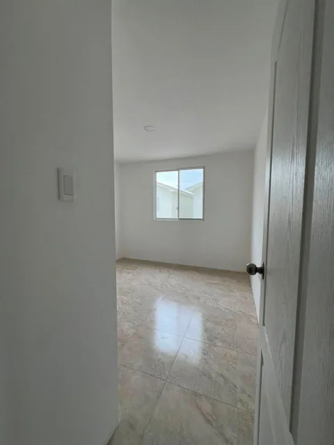 Hermosa Casa Esquinera Ubicada en Casa Laguna, Guayas — imagen 5