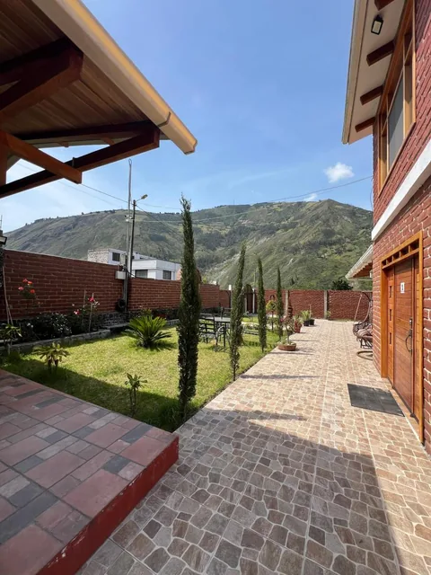 Casa - de - Hospedaje - en - Venta - Baños de Agua Santa, Tungurahua — imagen 5